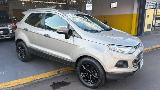 FORD-ECOSPORT-2016