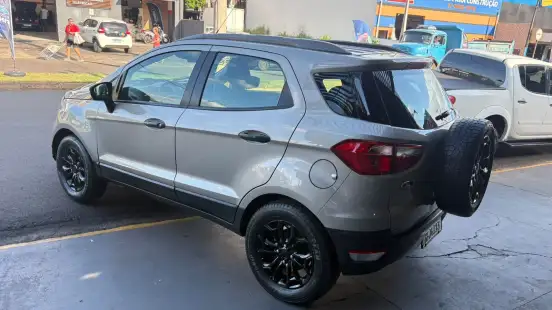 FORD-ECOSPORT-2016