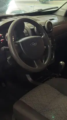 FORD-ECOSPORT-2010