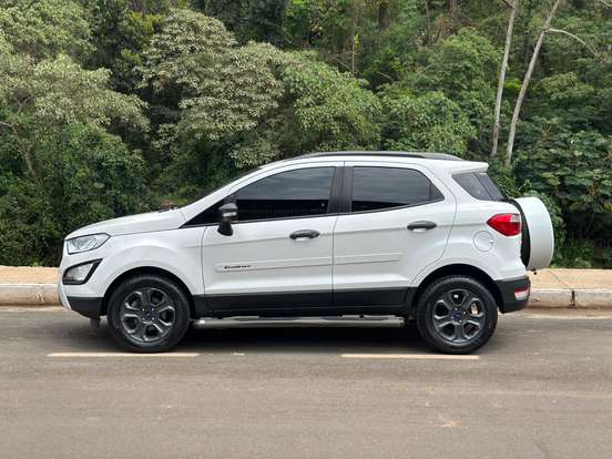 FORD-ECOSPORT-2017
