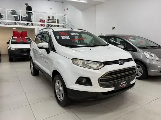 FORD-ECOSPORT-2015