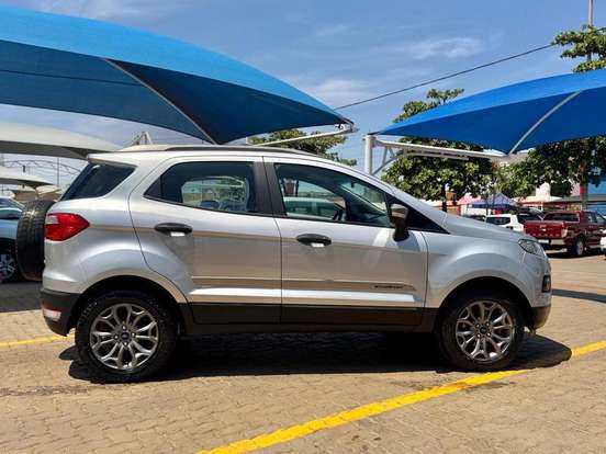 FORD-ECOSPORT-2014