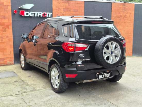 FORD-ECOSPORT-2014
