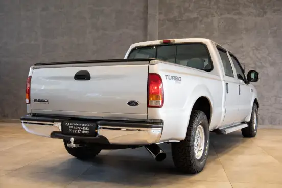 FORD-F-250-2005