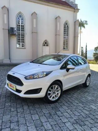 FORD FIESTA 1.5 SE HATCH 16V FLEX 4P MANUAL