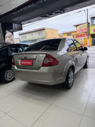 FORD-FIESTA-2006