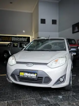 FORD-FIESTA-2011