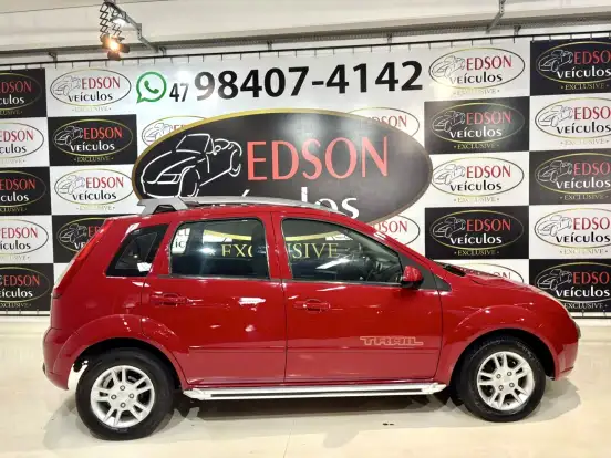 FORD-FIESTA-2010