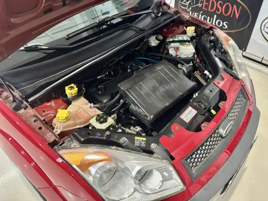 FORD-FIESTA-2010