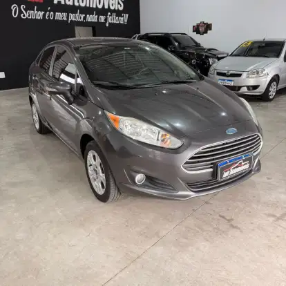 FORD-FIESTA-2015