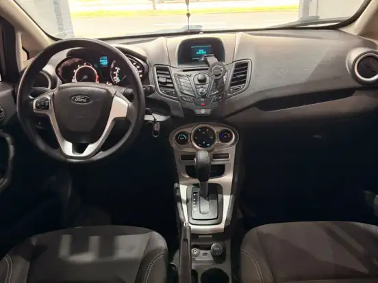 FORD-FIESTA-1.6 SE HATCH 16V FLEX 4P POWERSHIFT FORD-FIESTA-2015