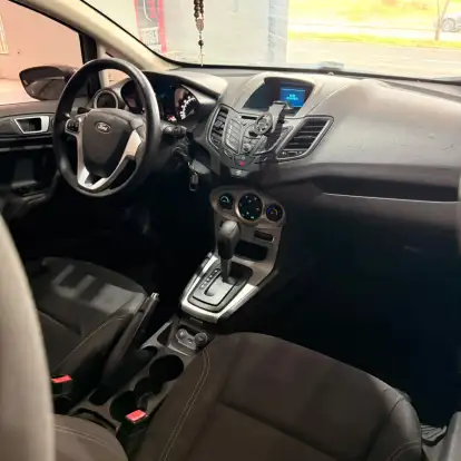 FORD-FIESTA-2015