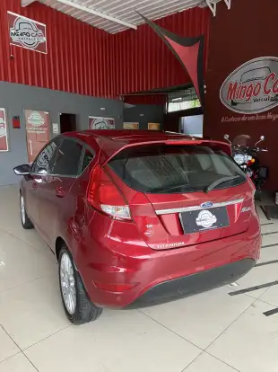 FORD-FIESTA-2015
