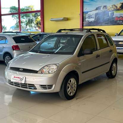 FORD-FIESTA-2004