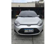 FORD FIESTA 1.0 ROCAM HATCH 8V FLEX 4P MANUAL FORD FIESTA 1.0 ROCAM HATCH 8V FLEX 4P MANUAL