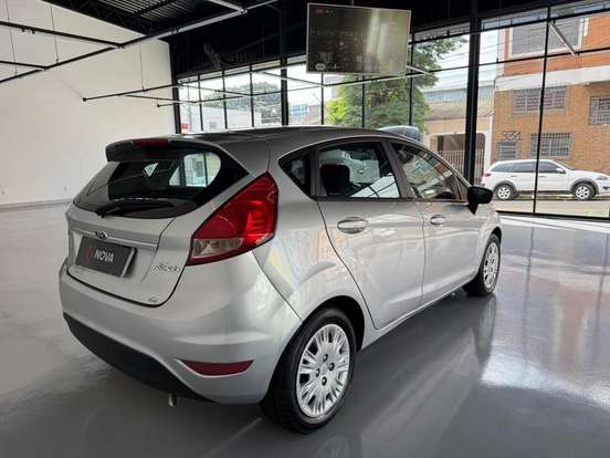 FORD-FIESTA-2016