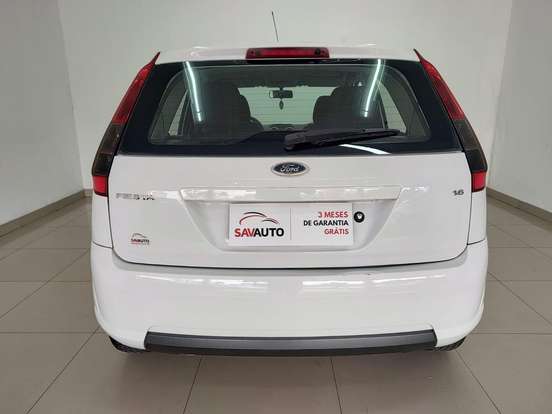 FORD-FIESTA-2012