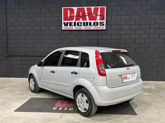 FORD-FIESTA-2012