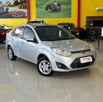 FORD FIESTA 1.6 MPI SEDAN 8V FLEX 4P MANUAL