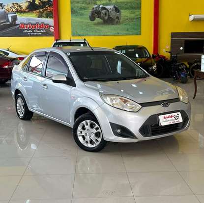 FORD-FIESTA-2012