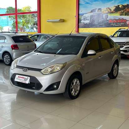 FORD-FIESTA-2012