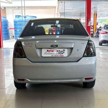 FORD-FIESTA-2012