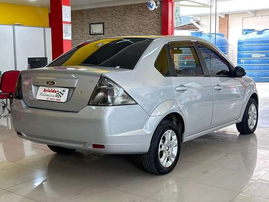 FORD-FIESTA-1.6 MPI SEDAN 8V FLEX 4P MANUAL FORD-FIESTA-2012