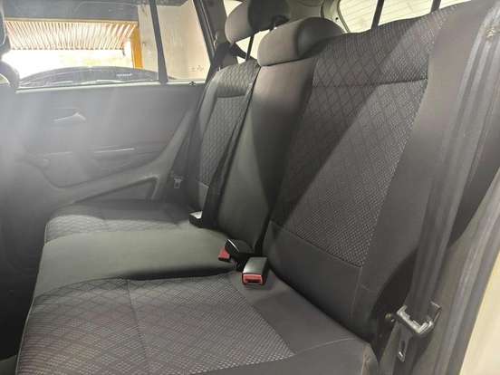 FORD-FIESTA-1.6 ROCAM SE 8V FLEX 4P MANUAL FORD-FIESTA-2013