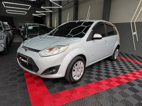 FORD FIESTA 1.6 ROCAM SE 8V FLEX 4P MANUAL