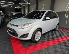 FORD FIESTA 1.6 ROCAM SE 8V FLEX 4P MANUAL FORD FIESTA 1.6 ROCAM SE 8V FLEX 4P MANUAL