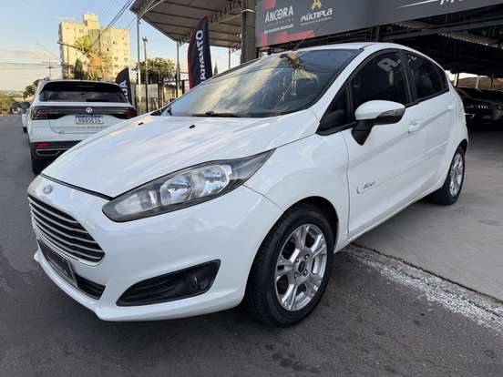 FORD-FIESTA-2016