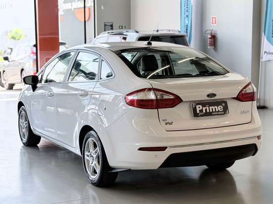 FORD-FIESTA-1.6 SEL SEDAN 16V FLEX 4P MANUAL FORD-FIESTA-2017