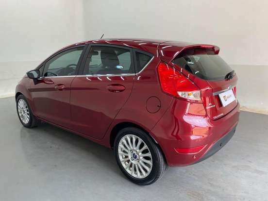 FORD-FIESTA-2014
