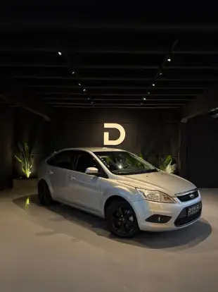 FORD-FOCUS-2013