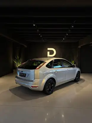 FORD-FOCUS-2013