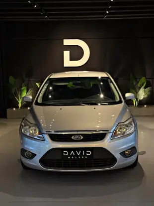 FORD-FOCUS-2013