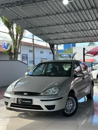 FORD FOCUS 1.6 GLX 8V FLEX 4P MANUAL