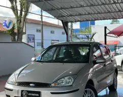 FORD FOCUS 1.6 GLX 8V FLEX 4P MANUAL FORD FOCUS 1.6 GLX 8V FLEX 4P MANUAL