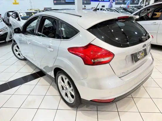 FORD-FOCUS-2016