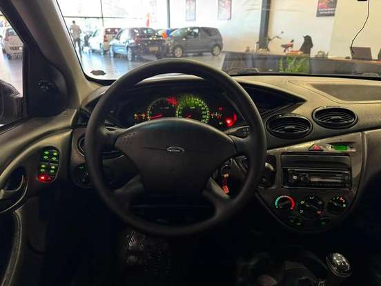FORD-FOCUS-1.6 GL 8V FLEX 4P MANUAL FORD-FOCUS-2007