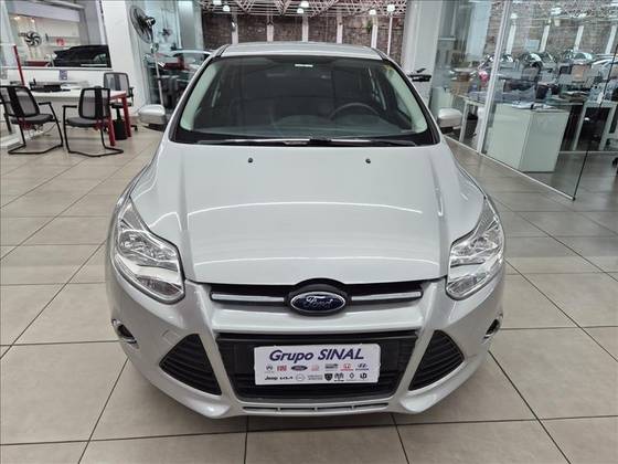 FORD FOCUS 1.6 S 16V FLEX 4P POWERSHIFT