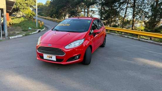 FORD-FOCUS-2015
