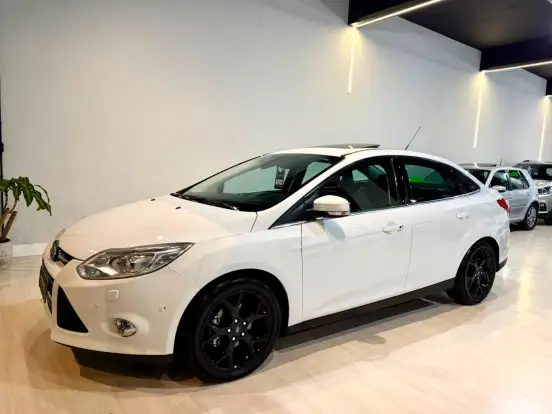 FORD-FOCUS-2.0 TITANIUM PLUS 16V FLEX 4P POWERSHIFT FORD-FOCUS-2014