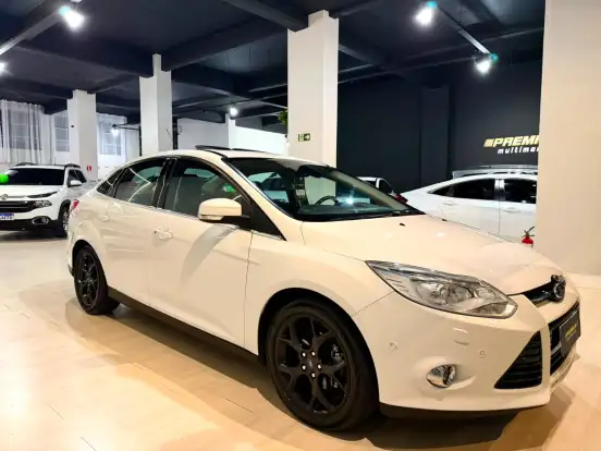 FORD-FOCUS-2.0 TITANIUM PLUS 16V FLEX 4P POWERSHIFT FORD-FOCUS-2014