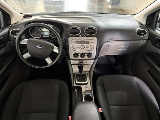 FORD-FOCUS-2.0 GLX 16V FLEX 4P AUTOMÁTICO FORD-FOCUS-2013
