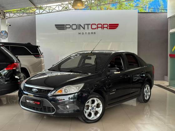 FORD FOCUS 2.0 TITANIUM SEDAN 16V FLEX 4P AUTOMÁTICO