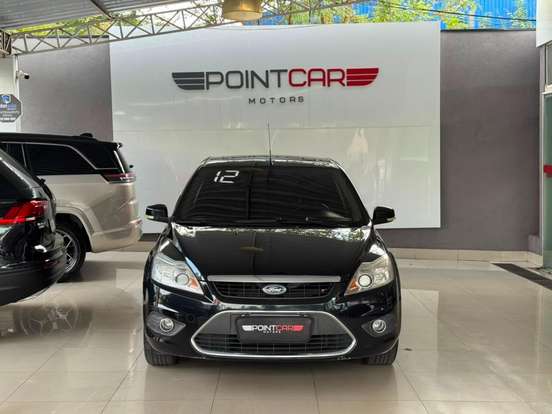 FORD-FOCUS-2.0 TITANIUM SEDAN 16V FLEX 4P AUTOMÁTICO FORD-FOCUS-2011