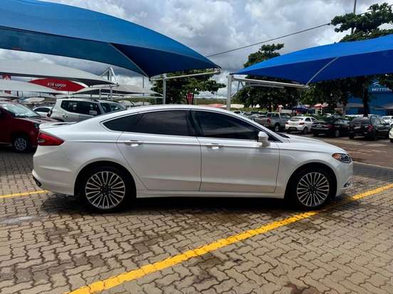 FORD-FUSION-2017
