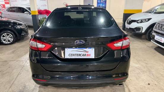 FORD-FUSION-2014
