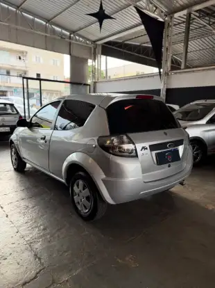 FORD-KA-2010